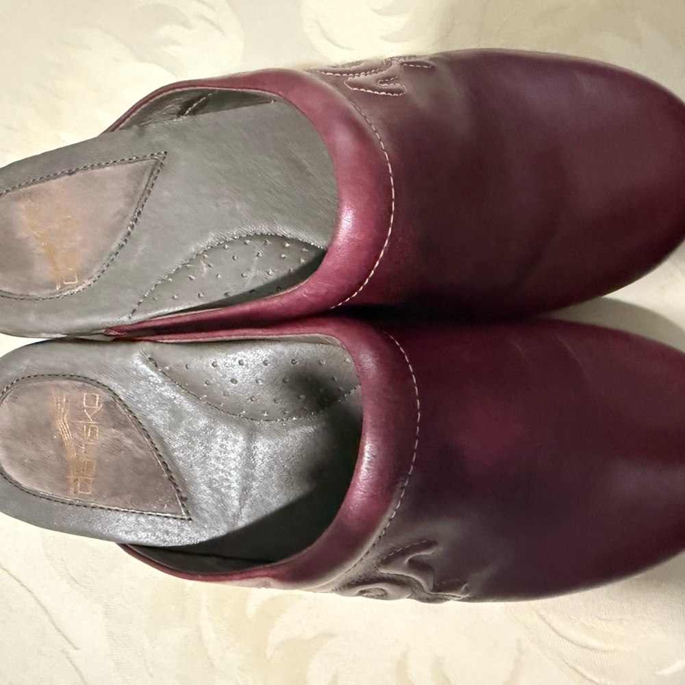 Dansko Professional Clogs Women’s EU 38 Burgundy Leather Work‎ Shoes
